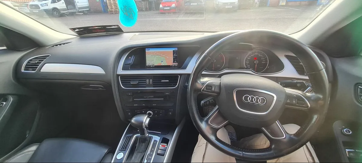 *AUDI A4 AUTOMATIC 152* - Image 2