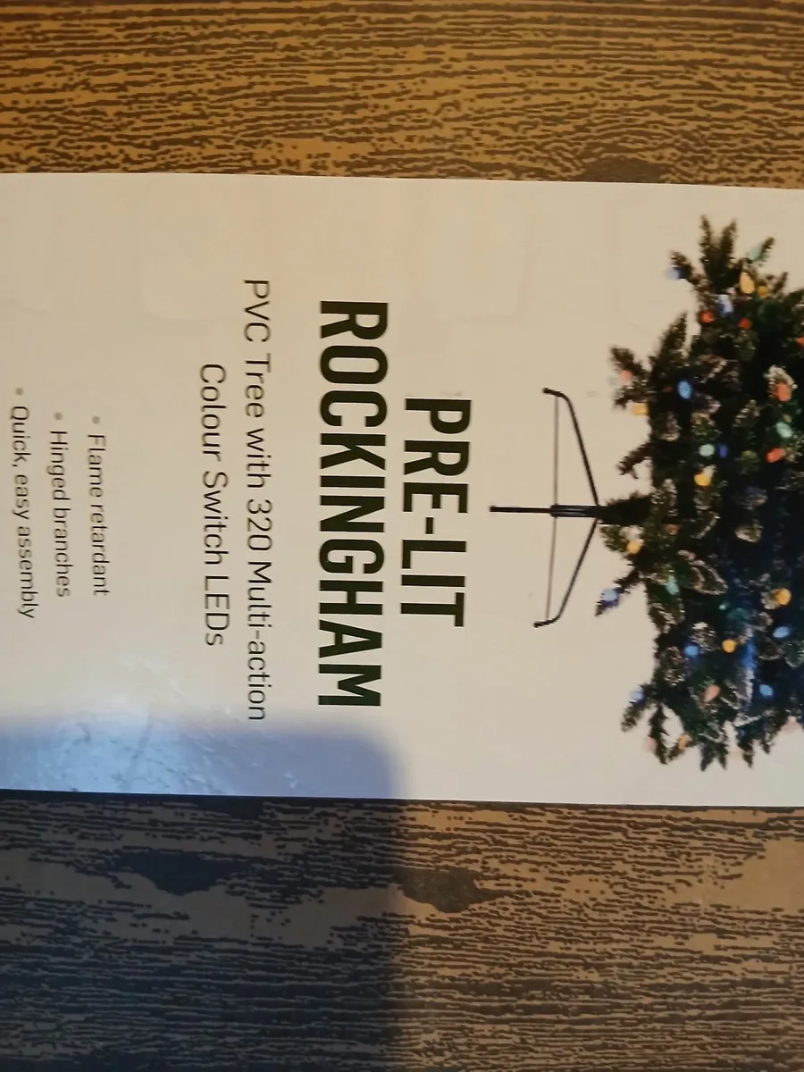 7Ft Pre lit Christmas tree - Image 4