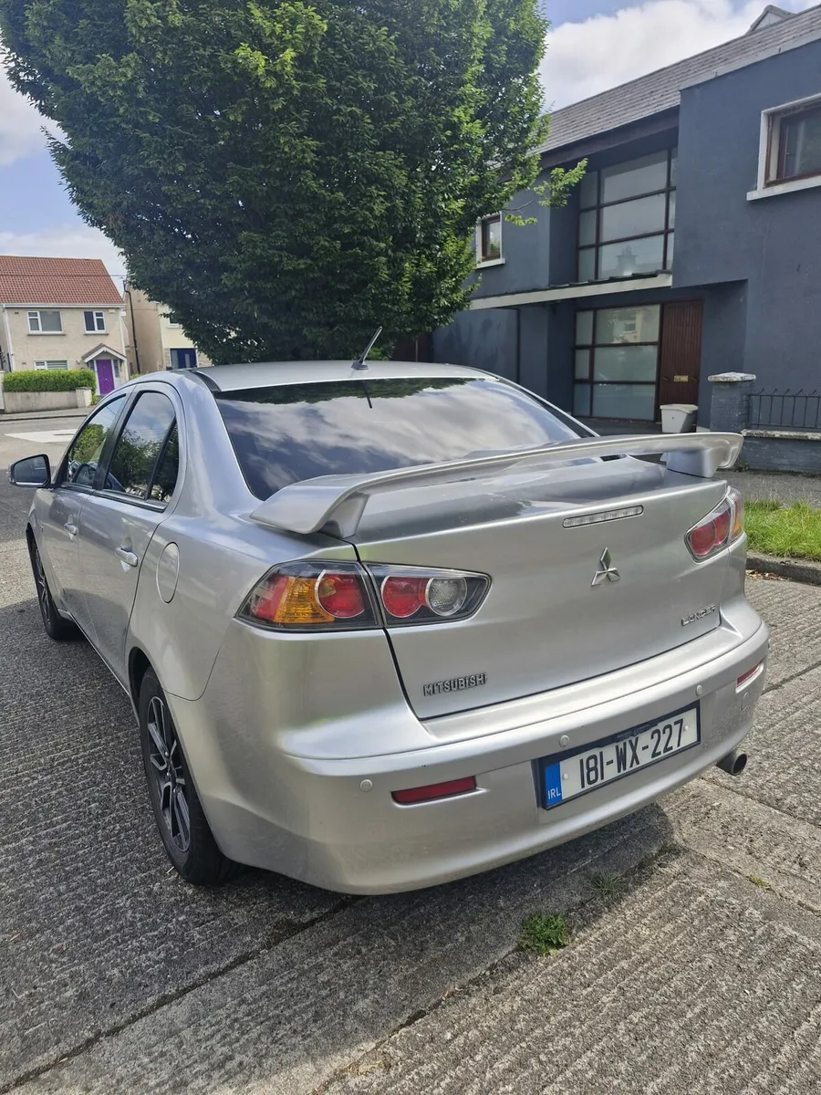 Mitsubishi lancer - Image 2