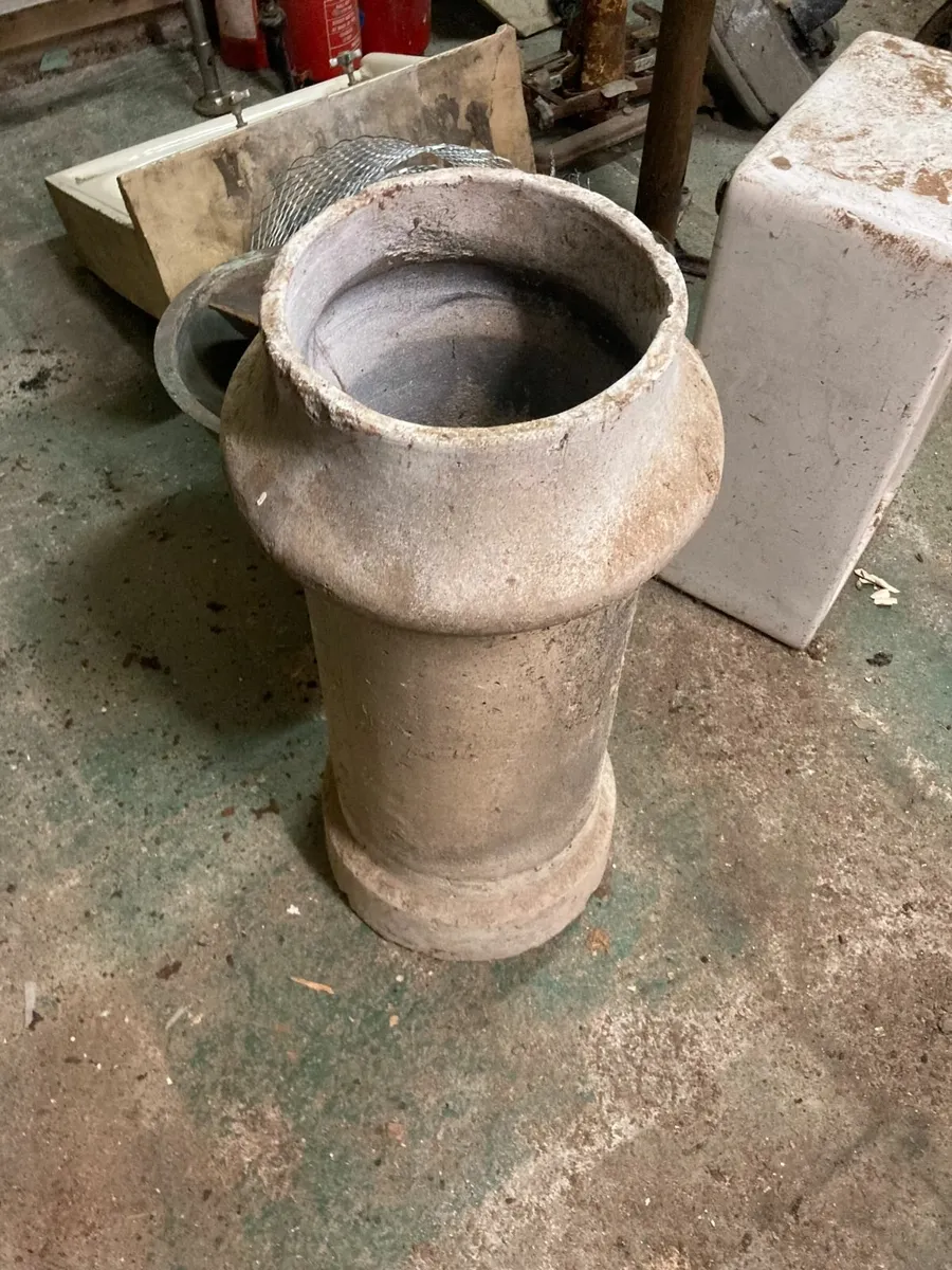 Antique Chimney Pot - Image 3