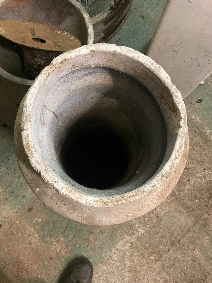 Antique Chimney Pot - Image 4