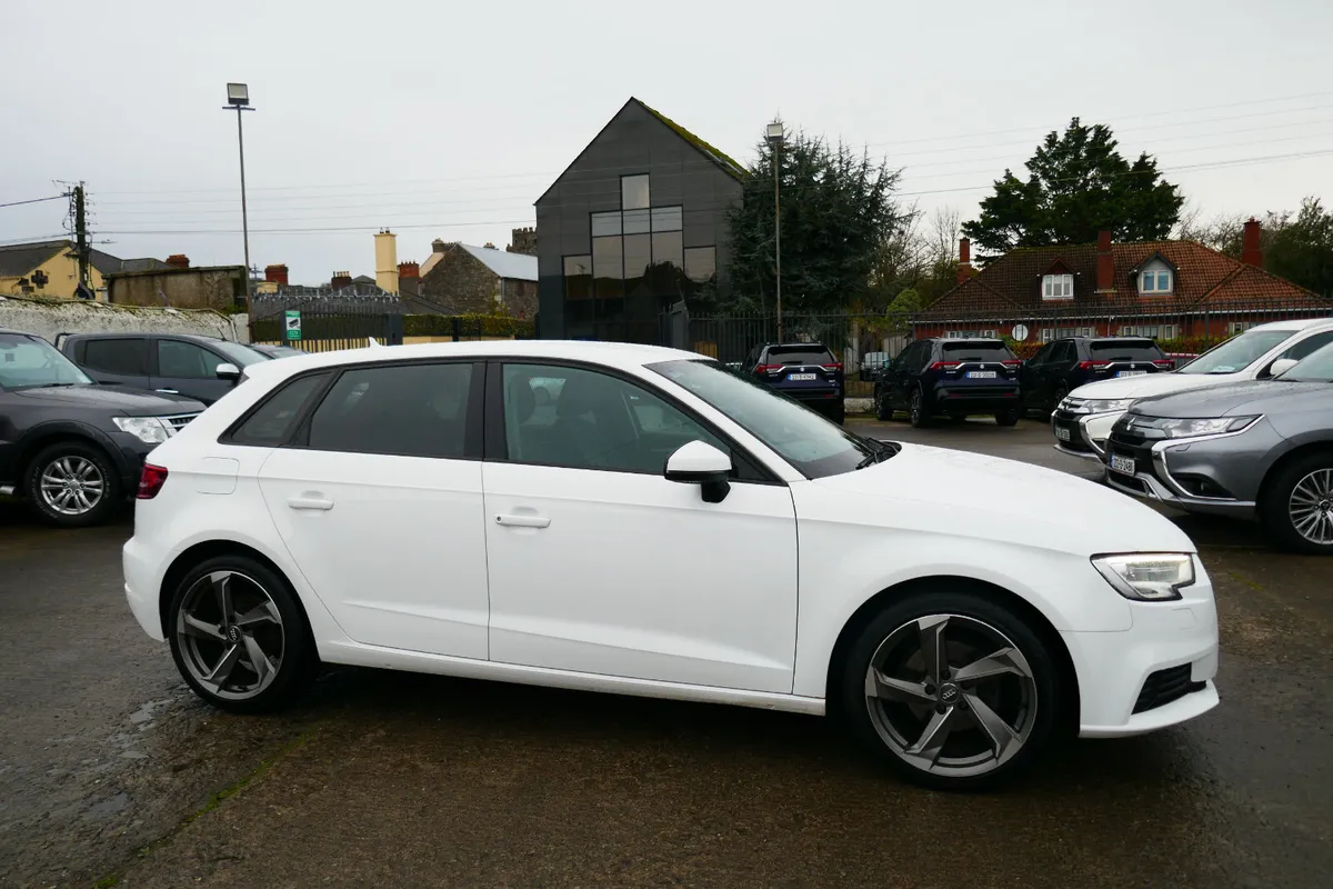171, AUDI A3 2.0 TDI SE SPORTBACK 150PS 5DR - Image 3