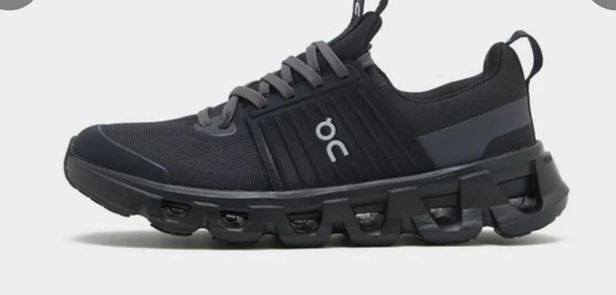 Carl Scarpa & OnCloud size 41 shoes - Image 2