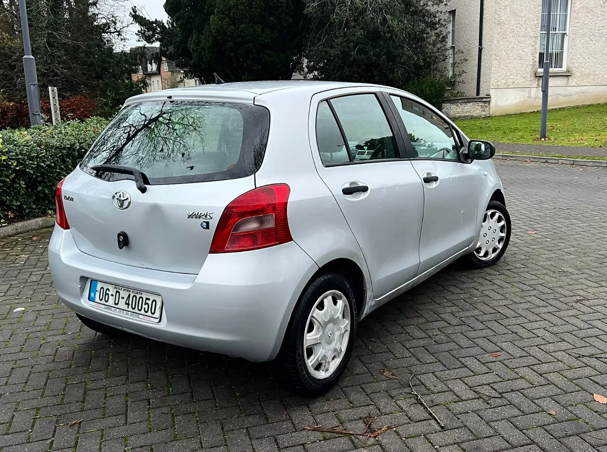Toyota Yaris 2006 1.0 Petrol new nct 8/26 - Image 3