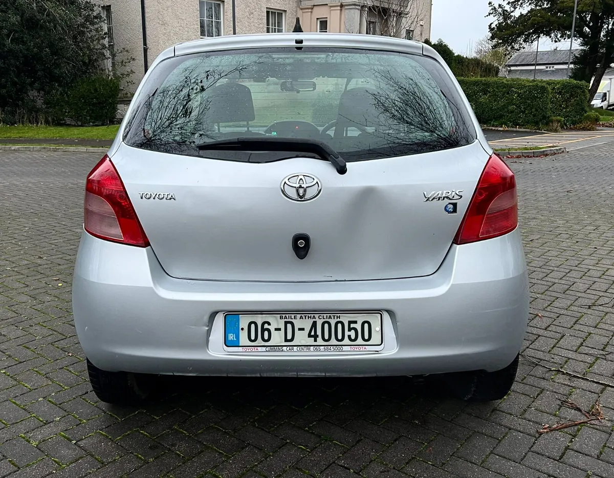 Toyota Yaris 2006 1.0 Petrol new nct 8/26 - Image 2