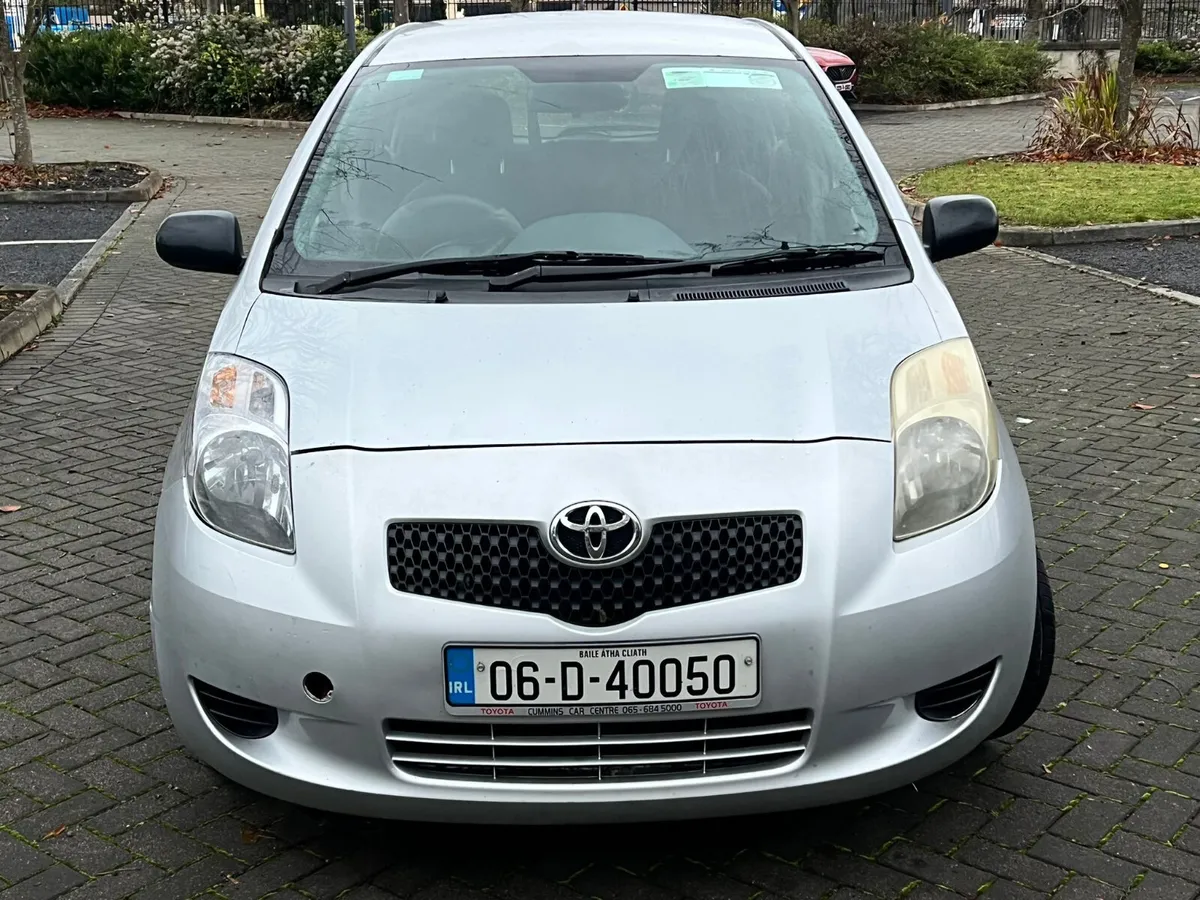 Toyota Yaris 2006 1.0 Petrol new nct 8/26 - Image 4