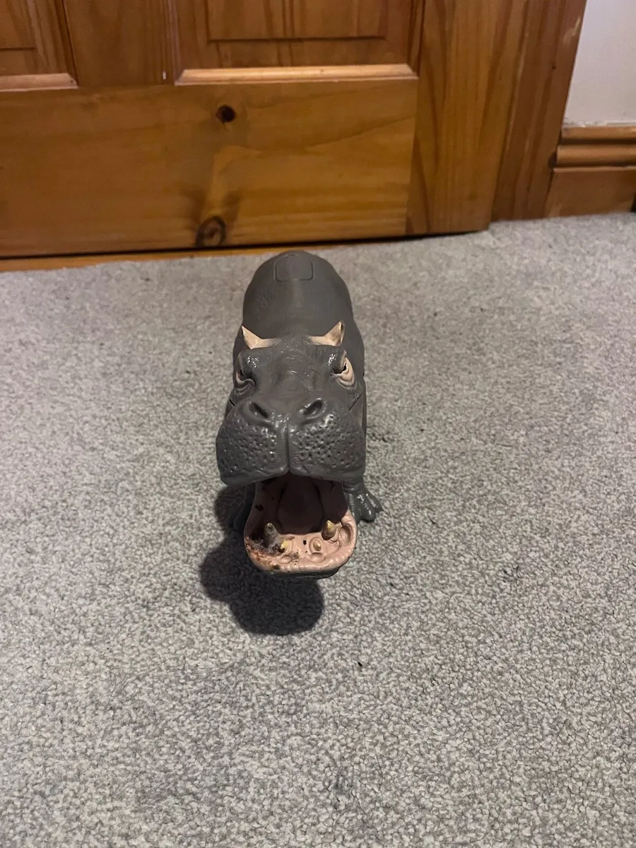 Jumanji hippo action figure - Image 2