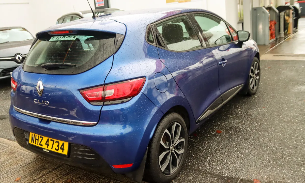 2018 Renault Clio 1.0 Play TCE 5-dr Petrol - Image 3