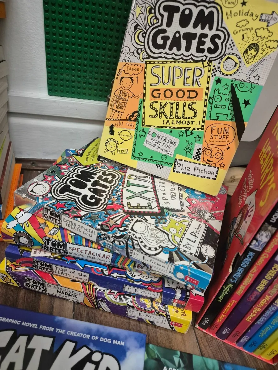 Kid's ƁOOKS - Image 3