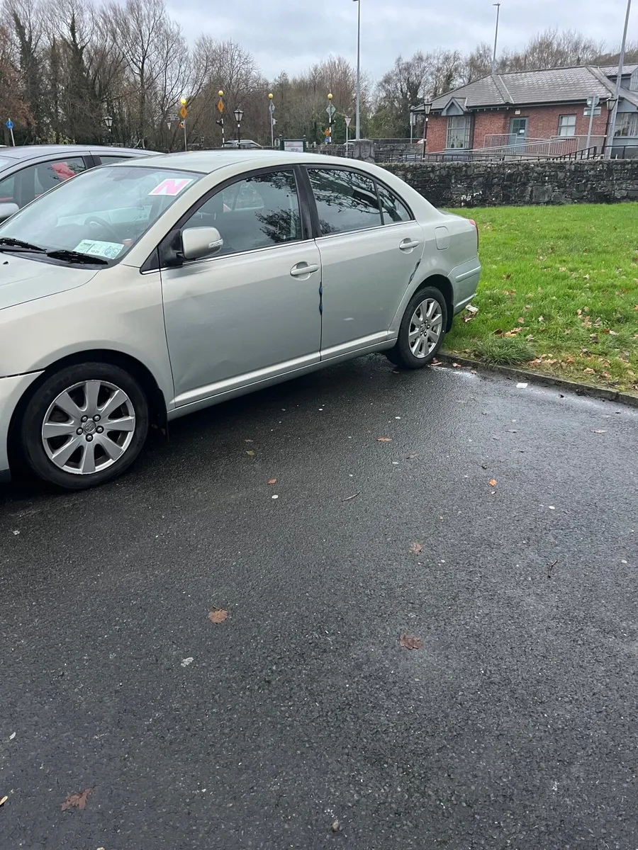 Toyota Avensis 2008 - Image 4