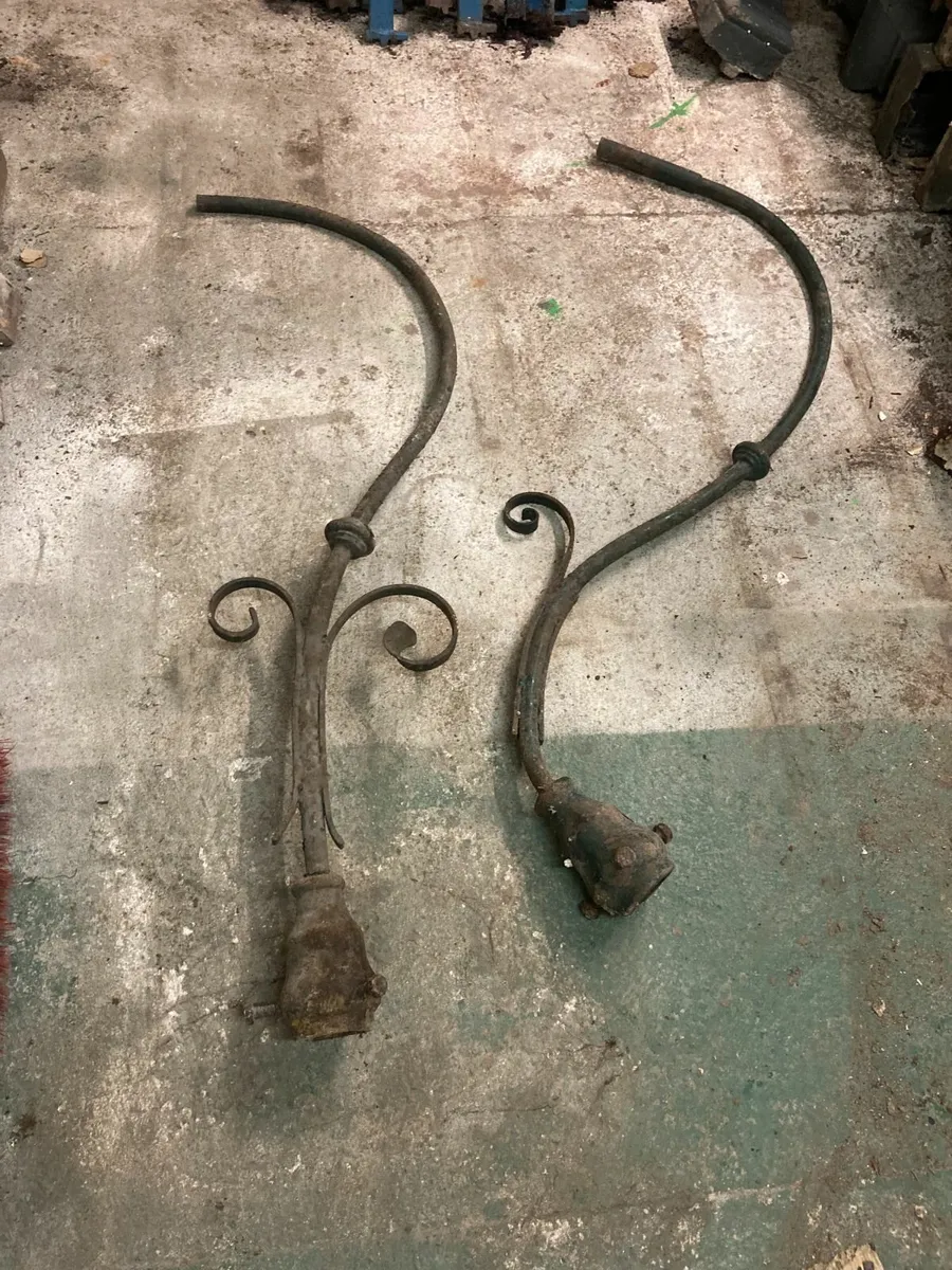 Antique Street Lights x 2 - Image 2