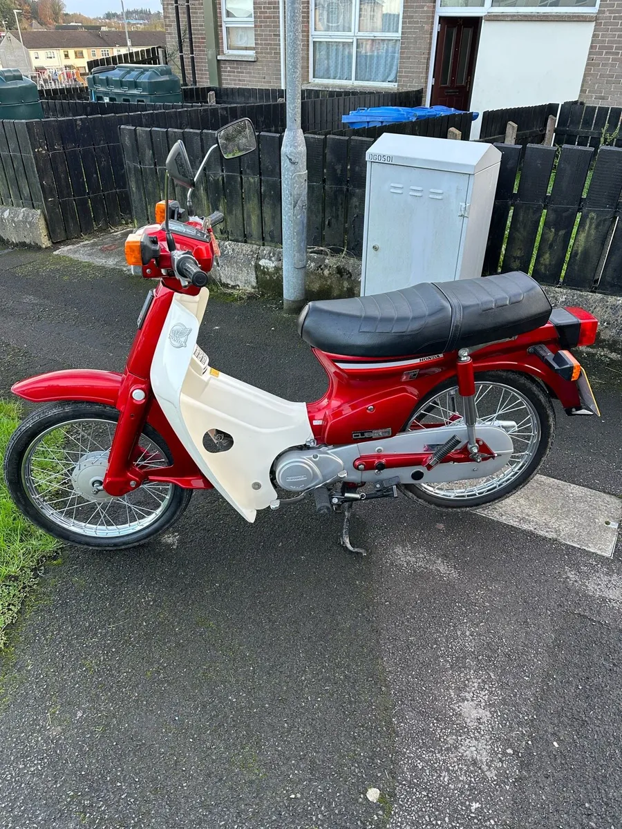 1991 Honda C90 Cub - Image 3