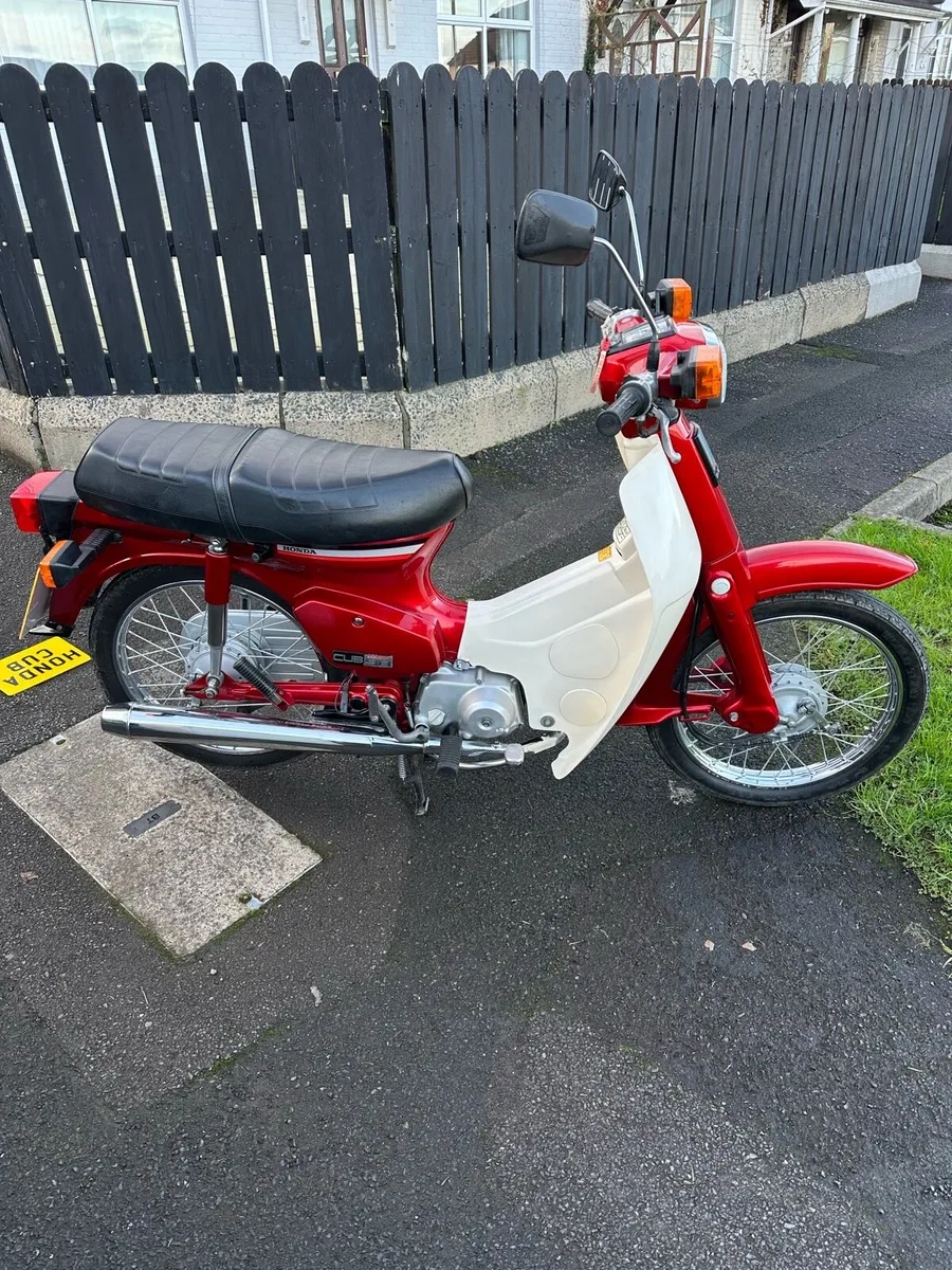 1991 Honda C90 Cub - Image 4