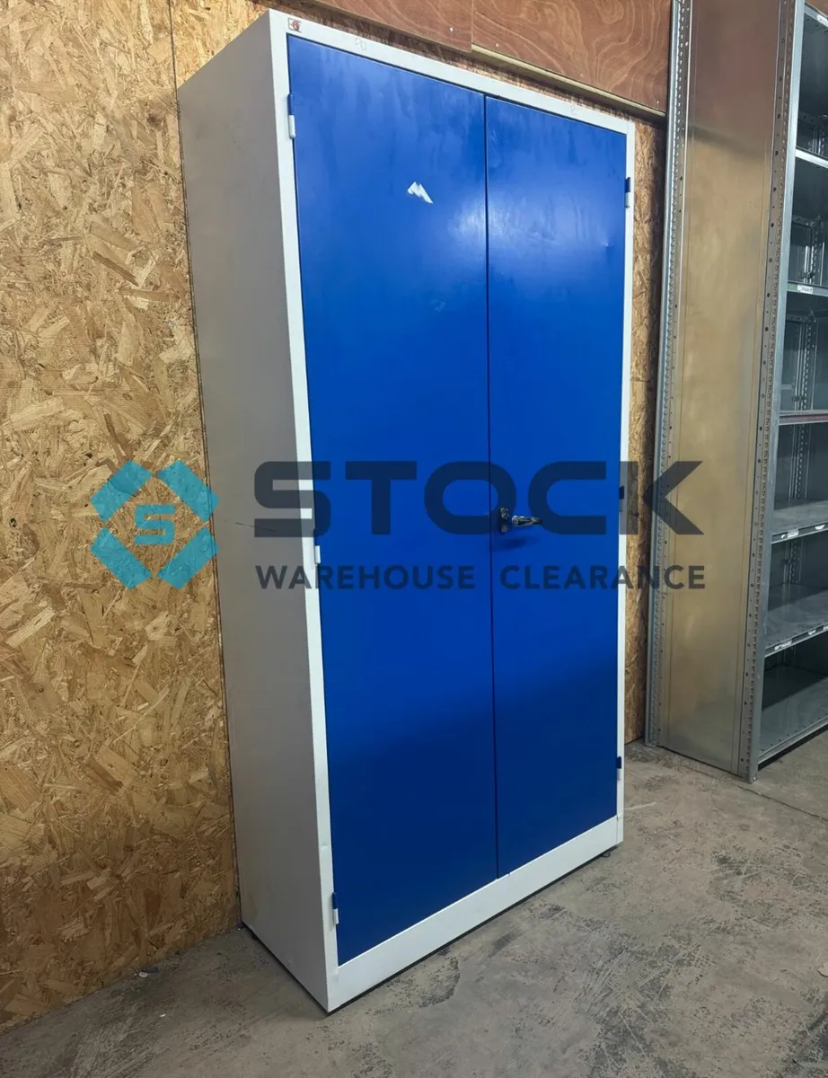 Double door lockers - Image 2