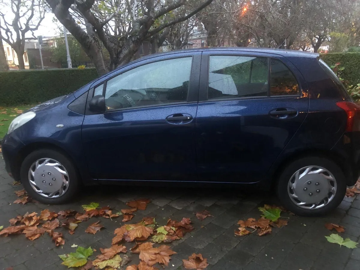 Toyota Yaris - Image 2