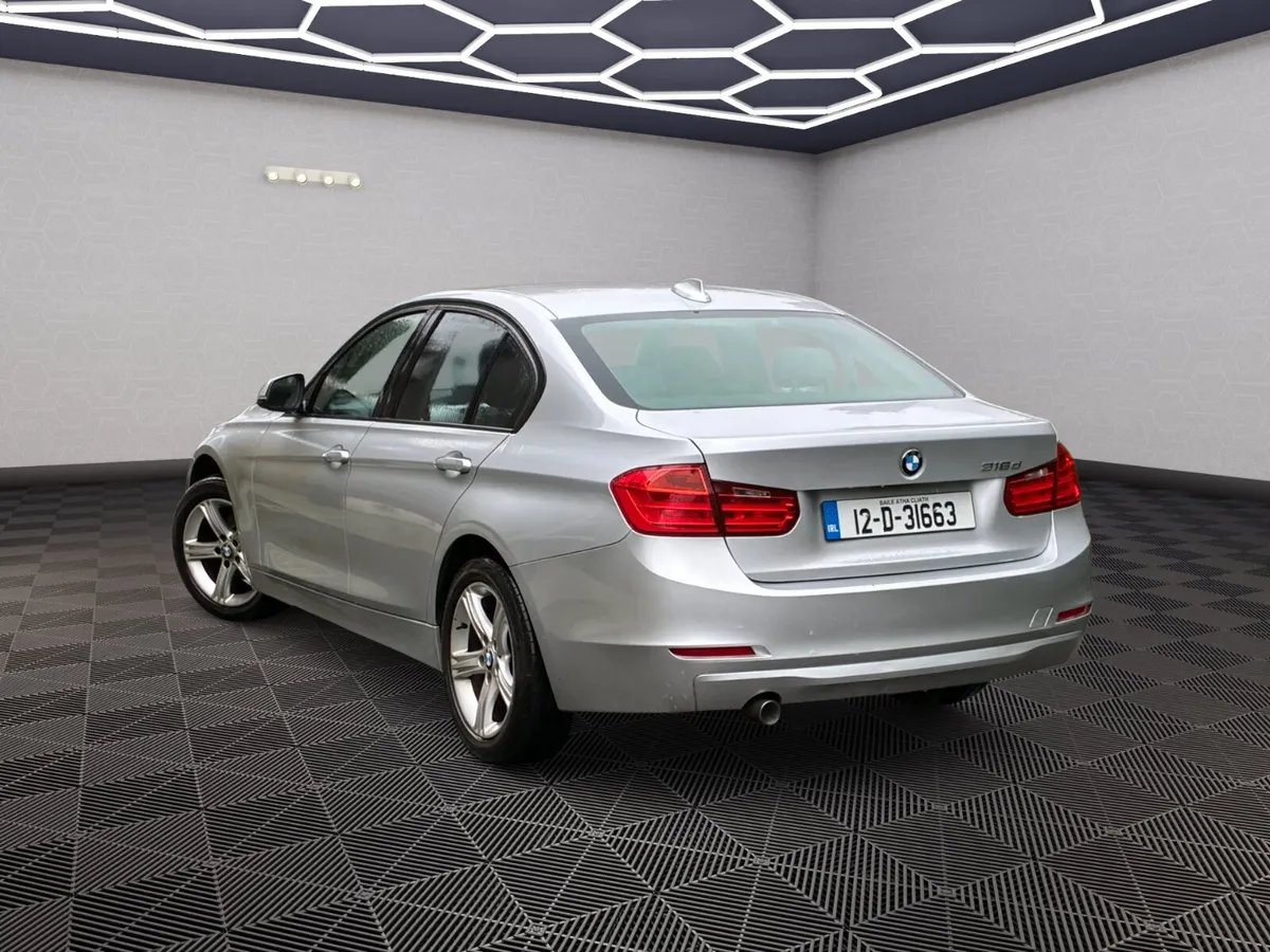 BMW 3-Series *NCT 10-26* - Image 3