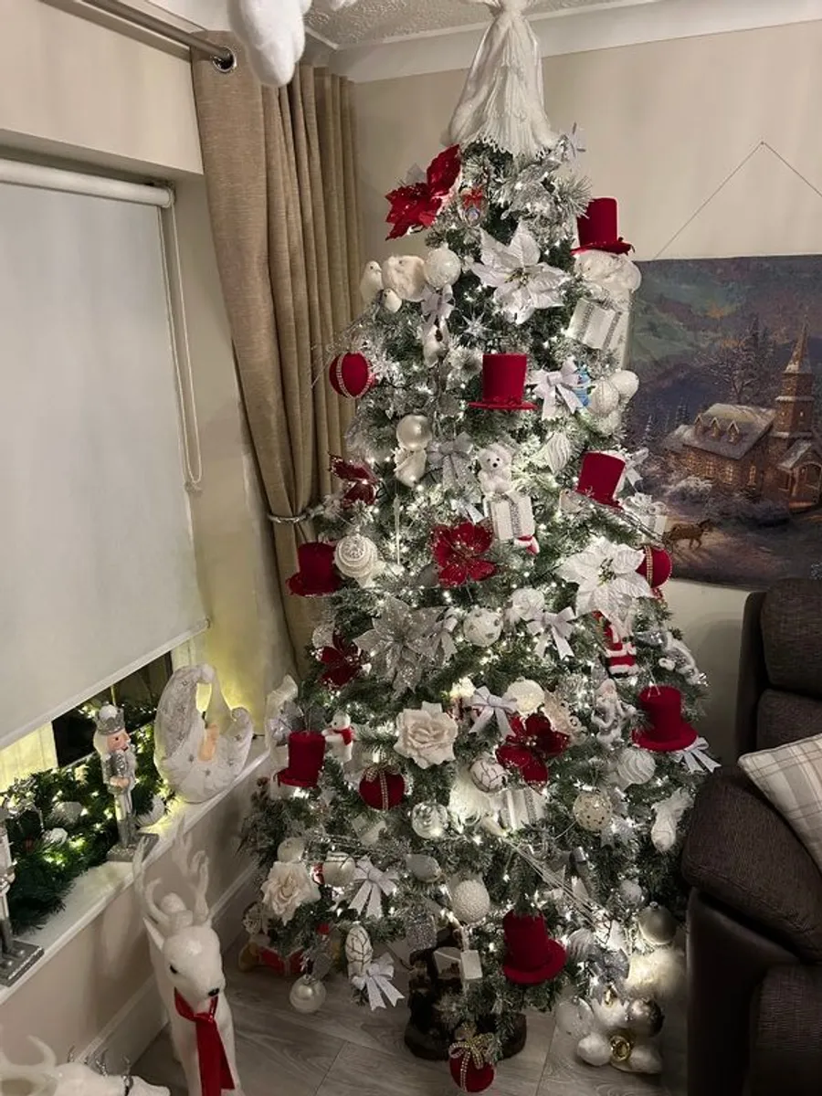 Christmas tree - Image 1