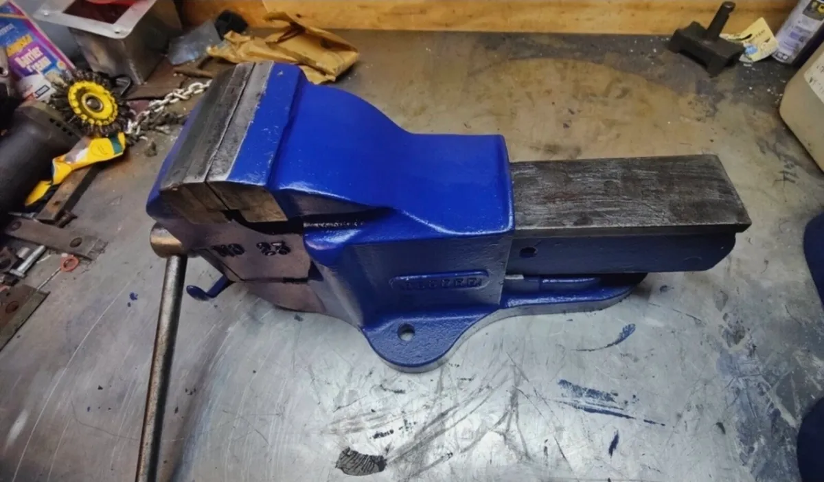 Record No 23 Vice - Image 1