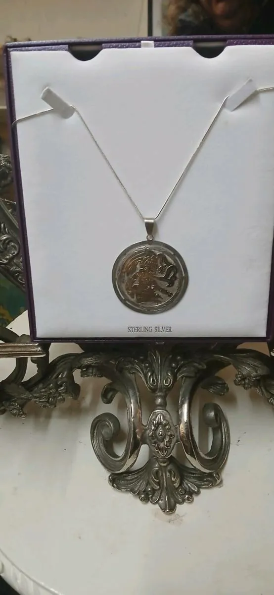 Vintage Antique Jewellery - Image 1