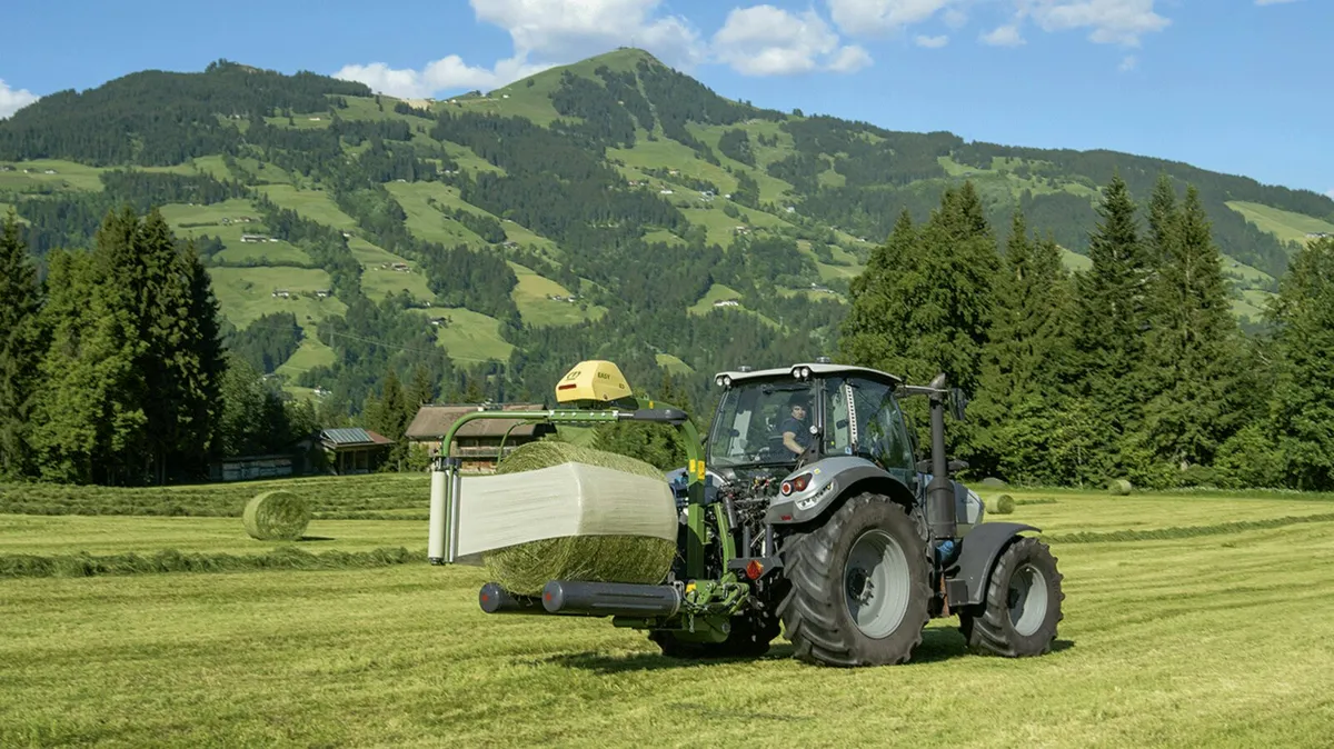 KRONE EasyWrap 150 Mounted Bale Wrapper - Image 2