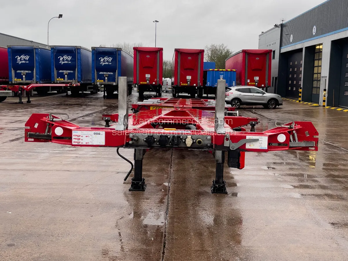 2022 D-TEC GOOSENECK SLIDING SKELETAL TRAILER - Image 2