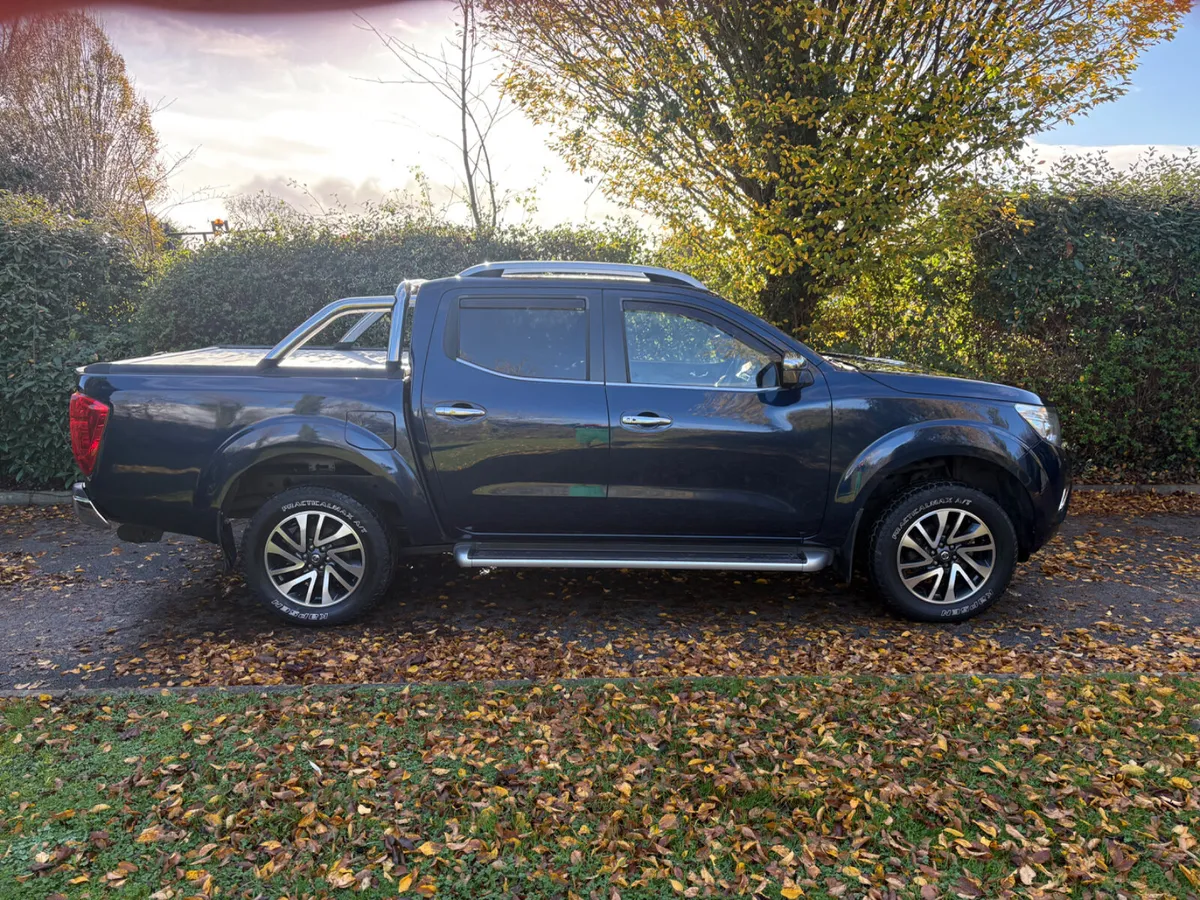 2018 NISSAN NAVARA TEKNECA (finance available) - Image 2