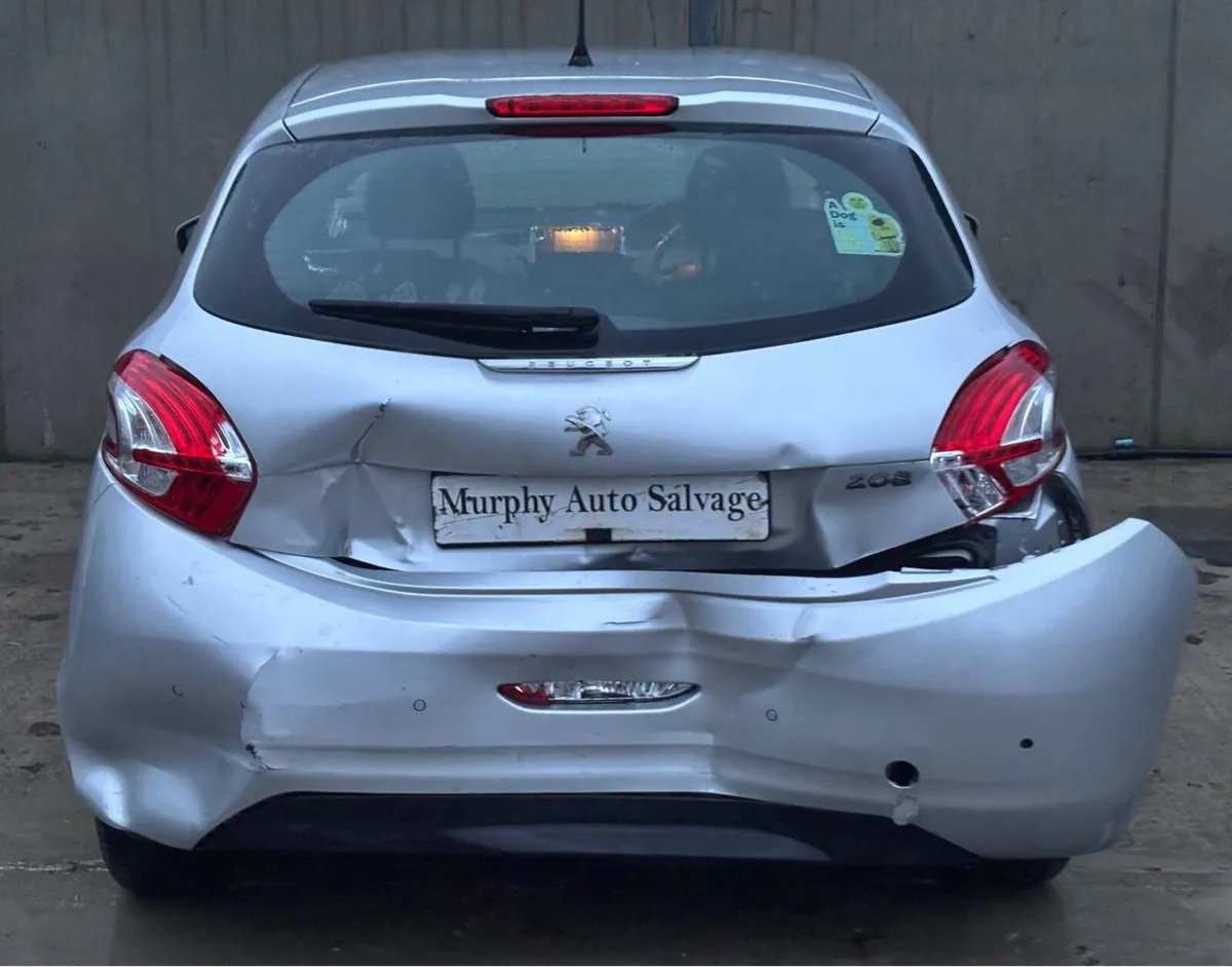 2015 Peugeot 208 parts - Image 4