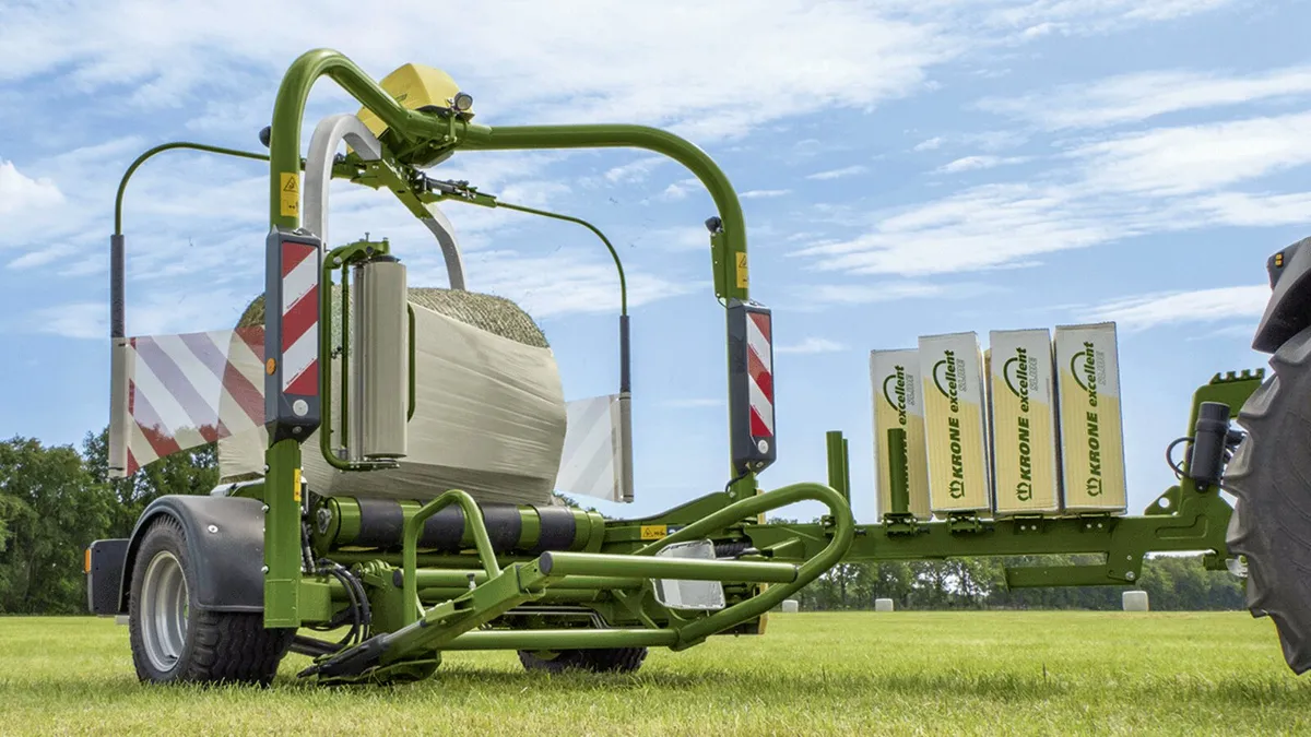 KRONE EasyWrap 165 T Trailed Bale Wrapper - Image 3