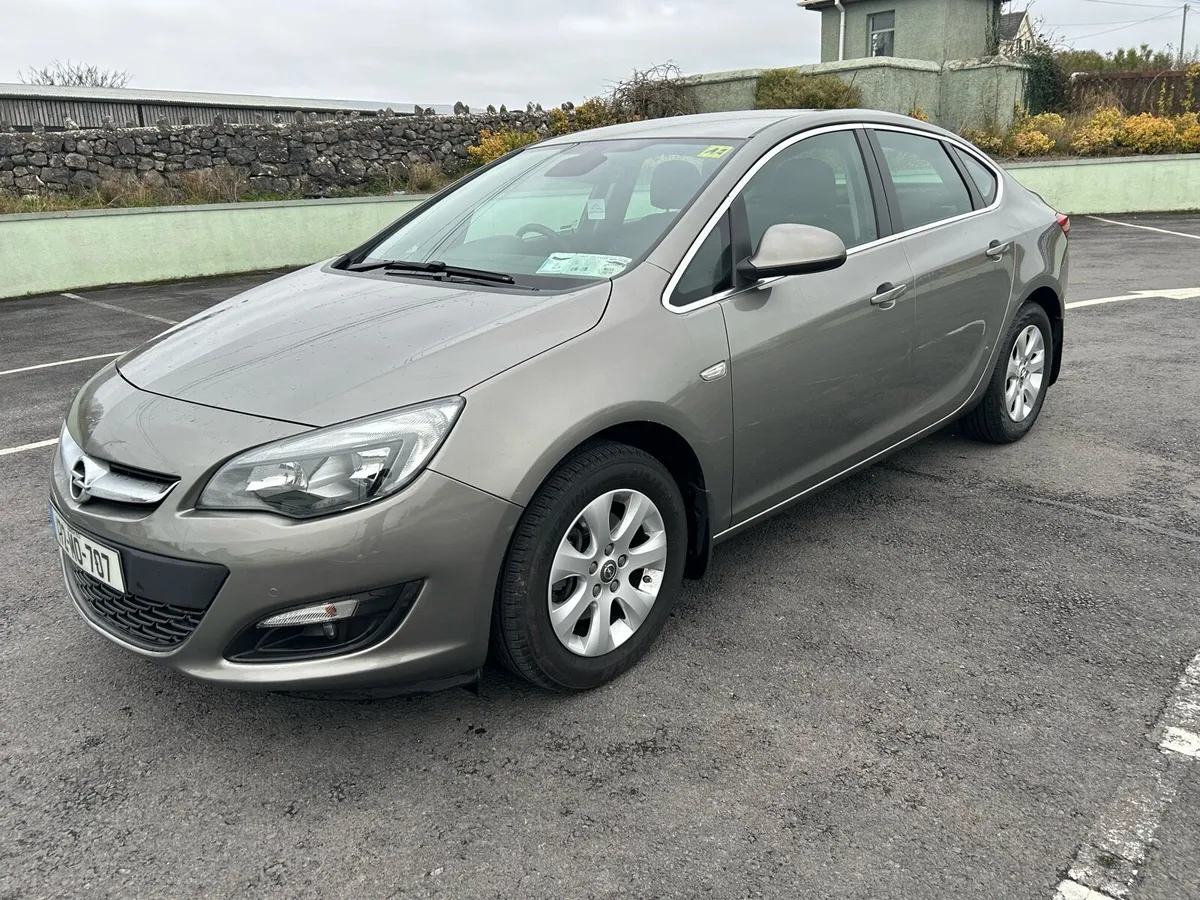 172 Opel Astra Diesel Very low mileage - Image 4