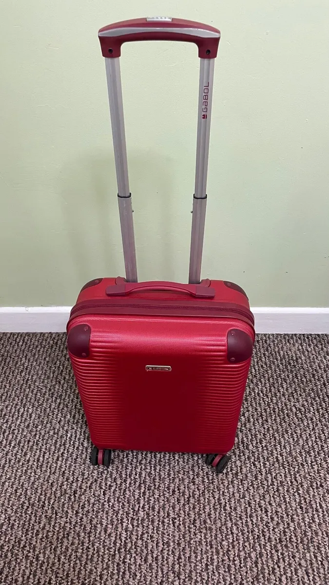Red cabin suitcase - Image 1