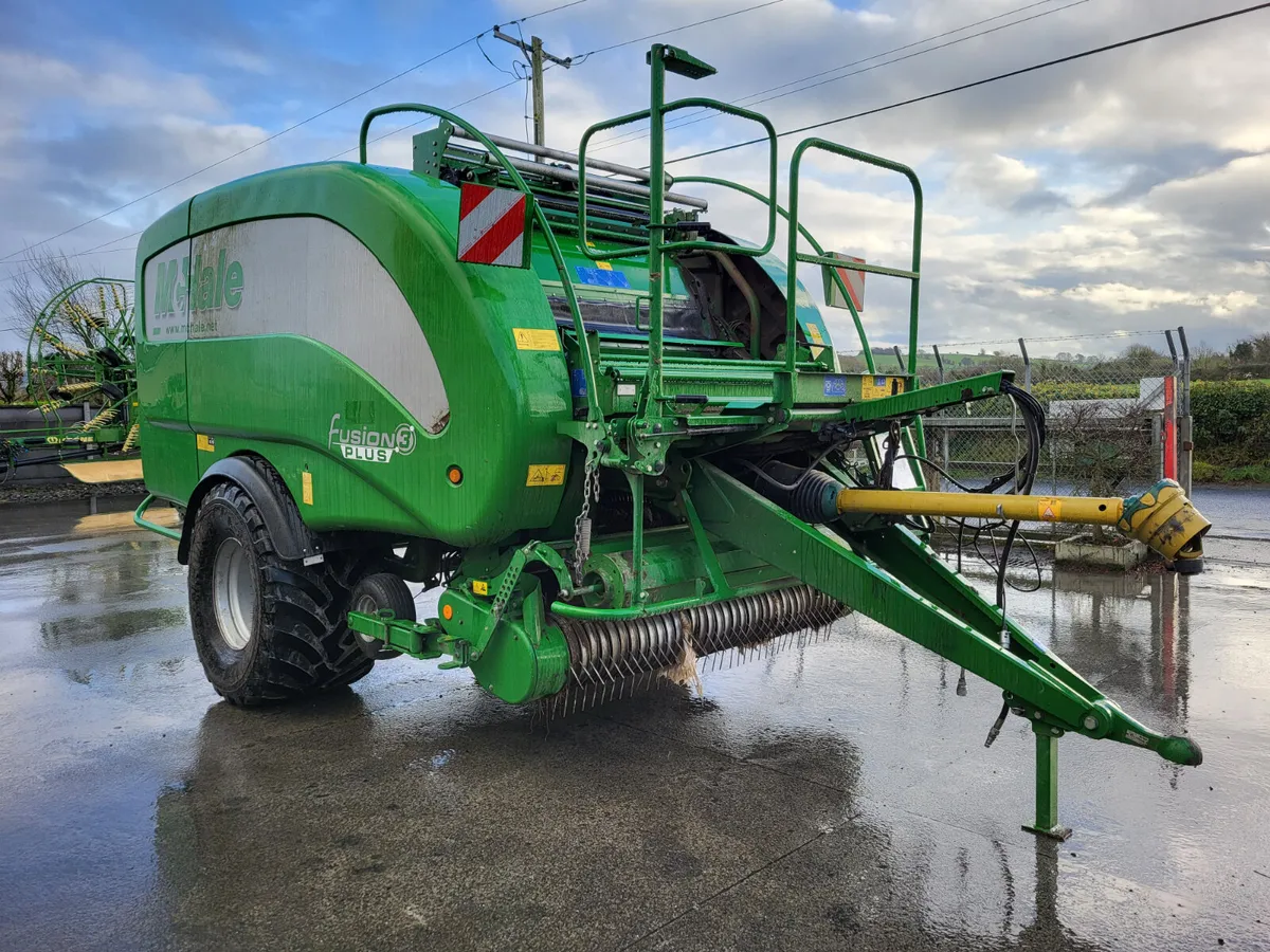2022 McHale Fusion 3 Plus (41 K Bales) - Image 1