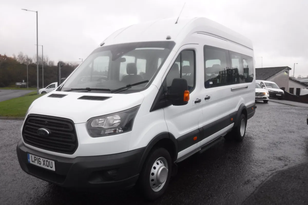 Ford Transit 2016 17 Seater Minibus with tachograp - Image 2