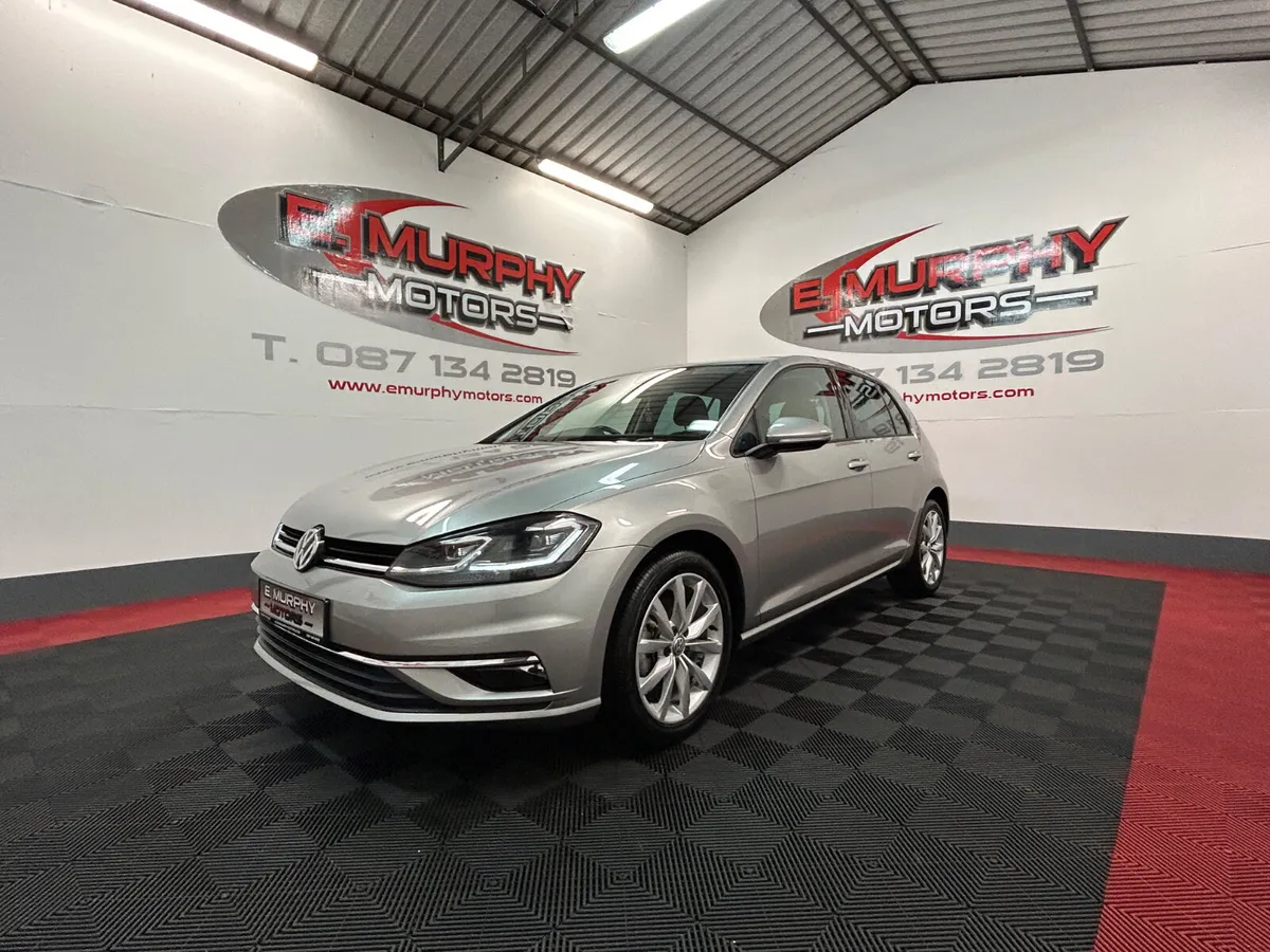 2018 VOLKSWAGEN GOLF 1.2 TSI COMFORTLINE LOW KMS - Image 3