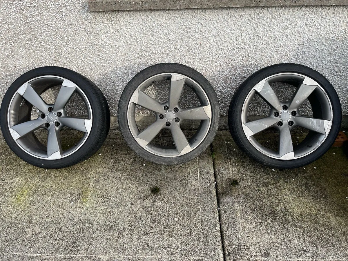 20 inch TTRS Alloys - Image 1