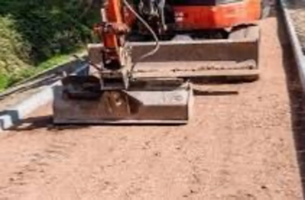 Digger  hire   services - Image 1