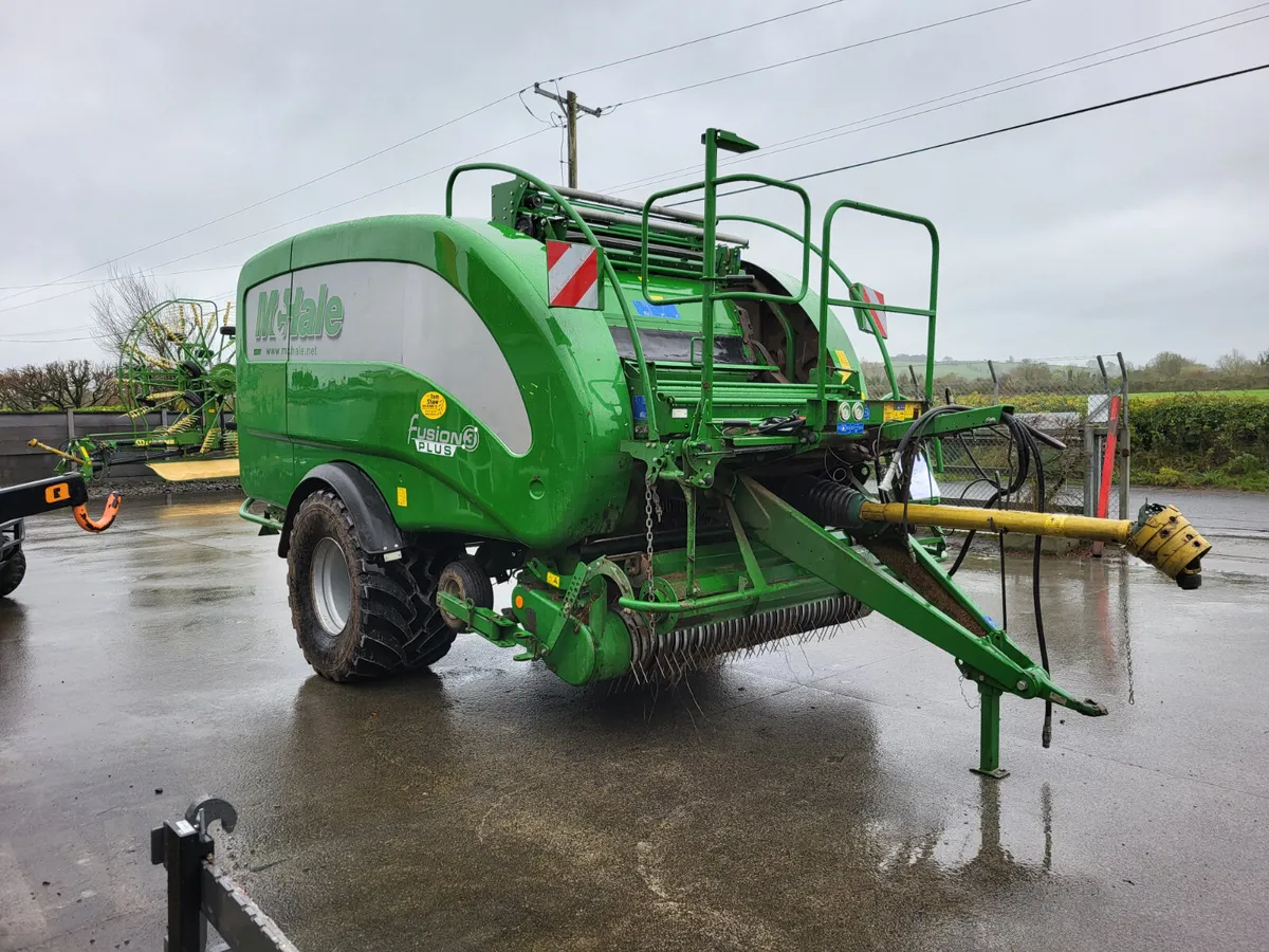 2021 McHale Fusion 3 Plus (38K Bales) - Image 3