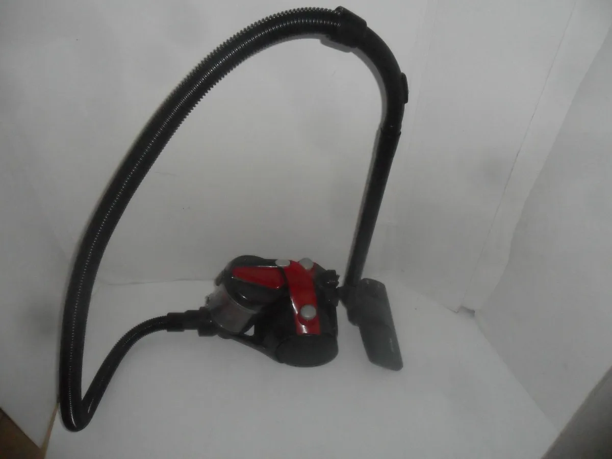 Essentials vacuum cleaner - Image 2