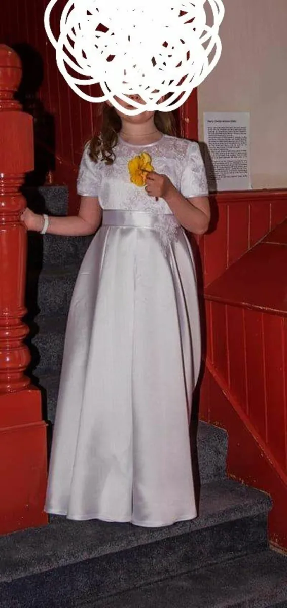 Communion dress - Image 1