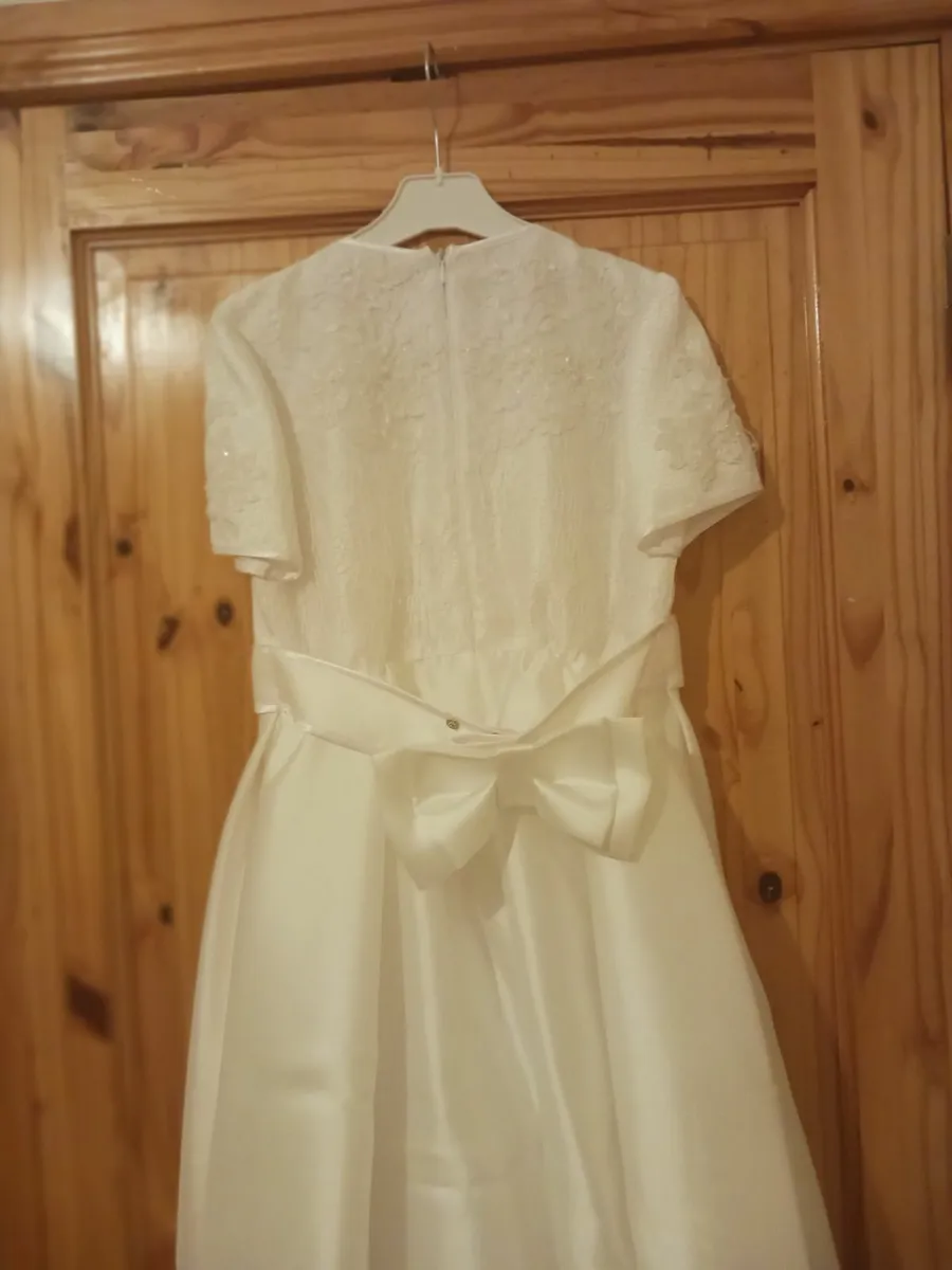 Communion dress - Image 2