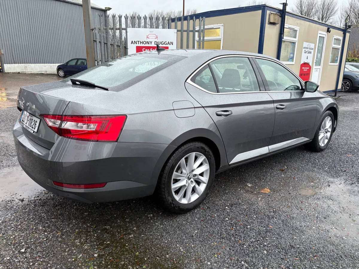 2022 Skoda Superb 2.0tdi DSG - Image 3