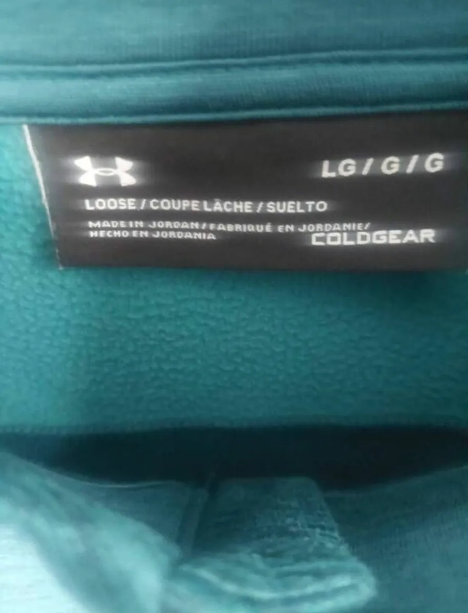 Under armour top - Image 3