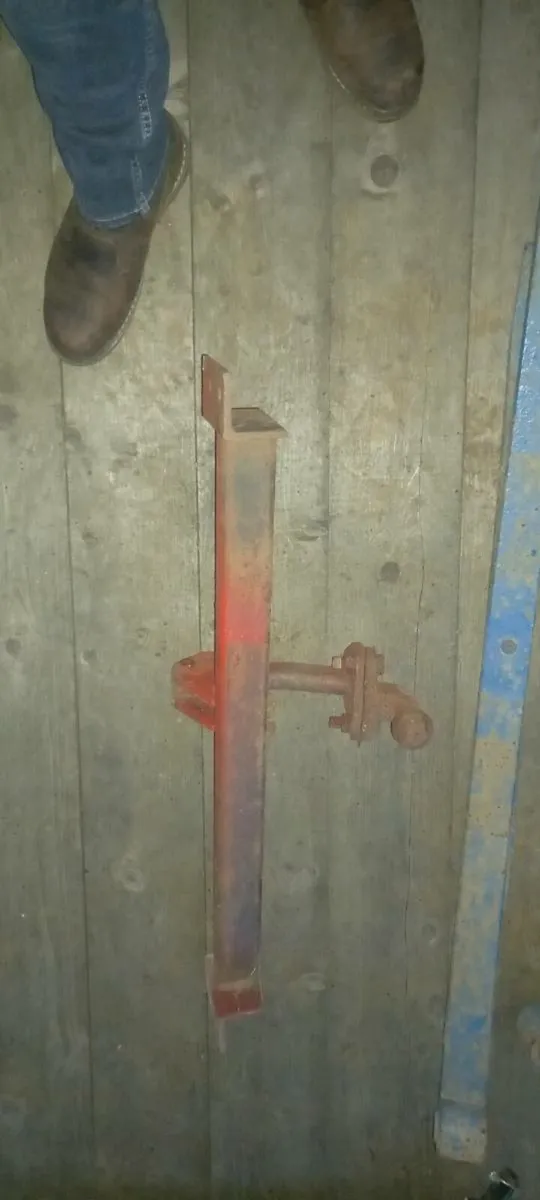 Tractor parts - Image 2