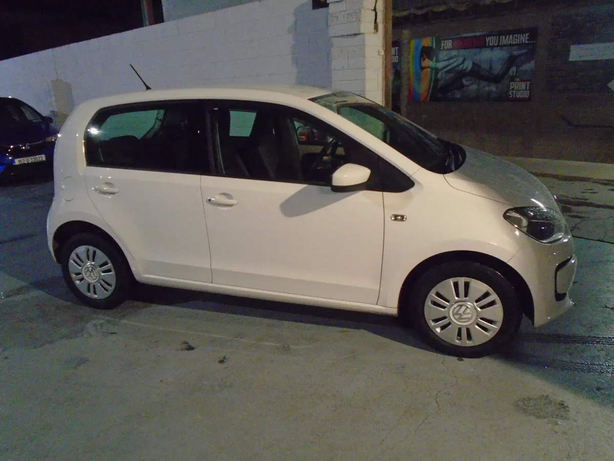 Volkswagen up! 2013 AUTO - Image 1
