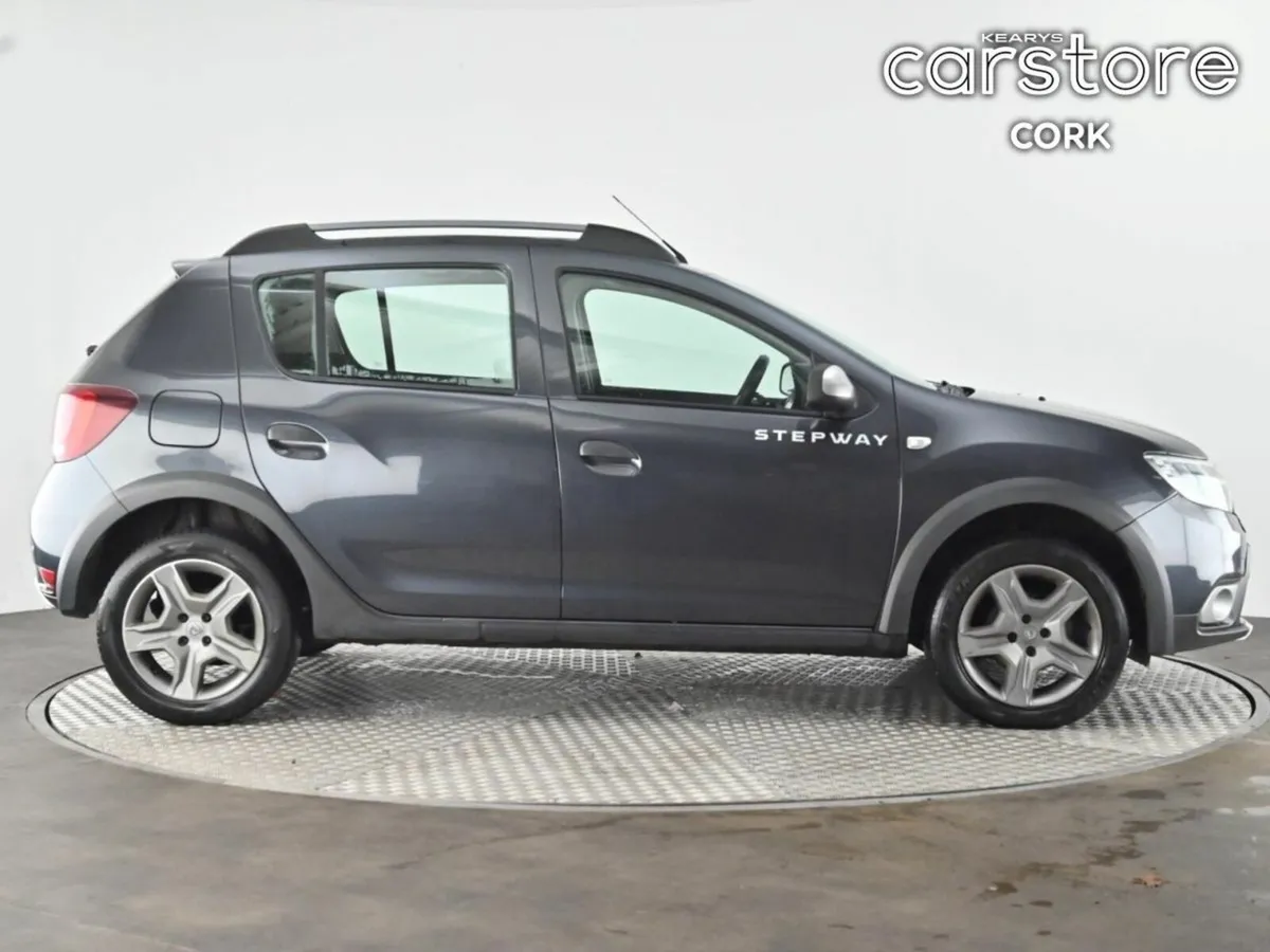 Dacia Sandero Stepway Blue dCi 95 STEPWAY Signatur - Image 2