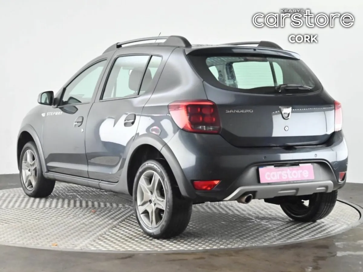 Dacia Sandero Stepway Blue dCi 95 STEPWAY Signatur - Image 3