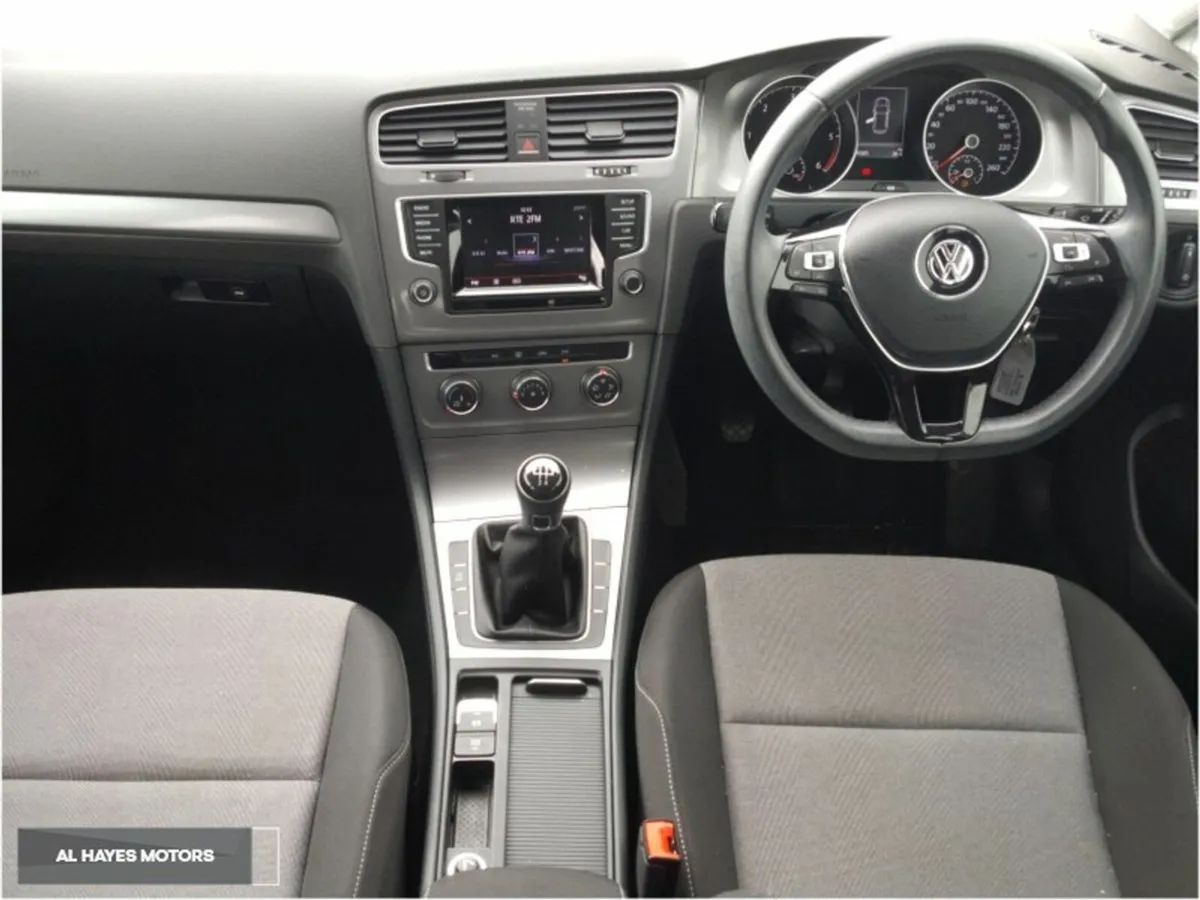 Volkswagen Golf **1.6TDI DIESEL 5DR 110BHP** - Image 2