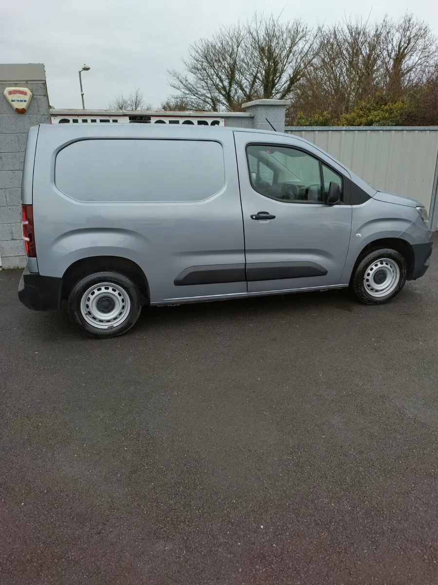 Vauxhall Combo 2020 - Image 1