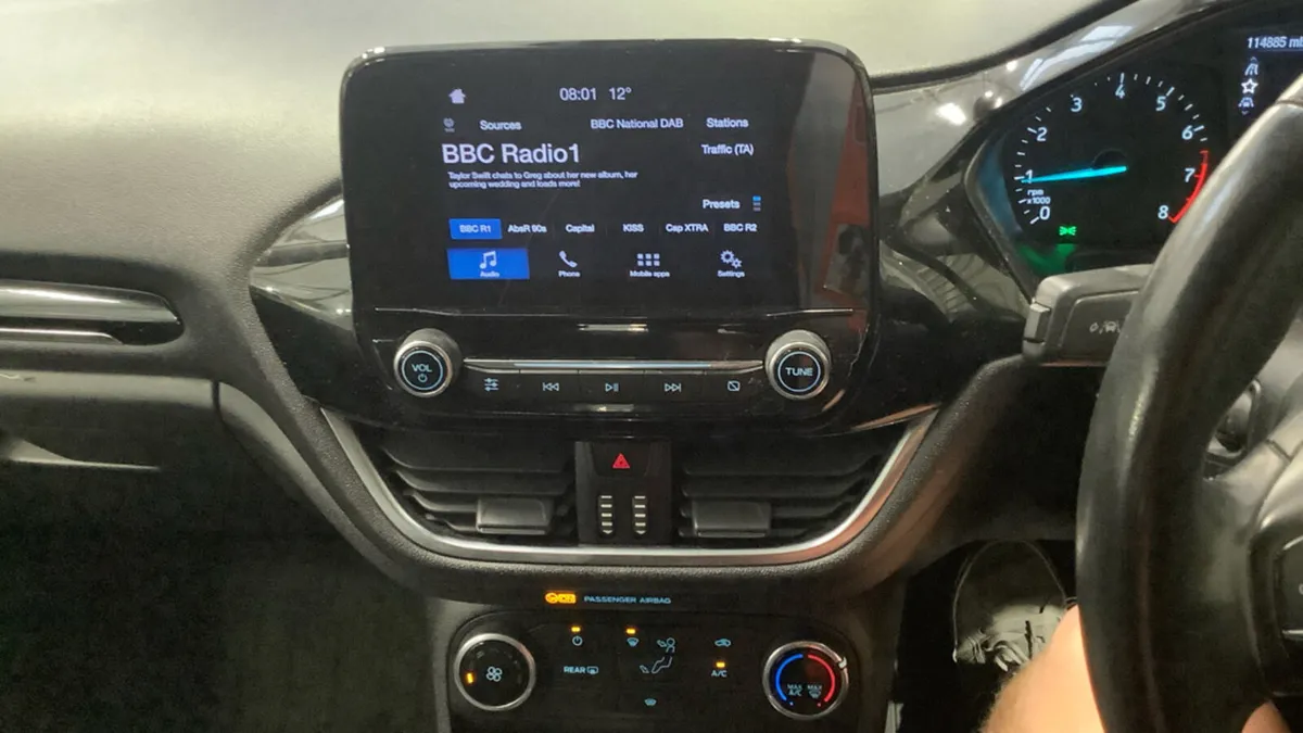 2017 Ford Fiesta 1.0 Petrol Zetec - Image 2