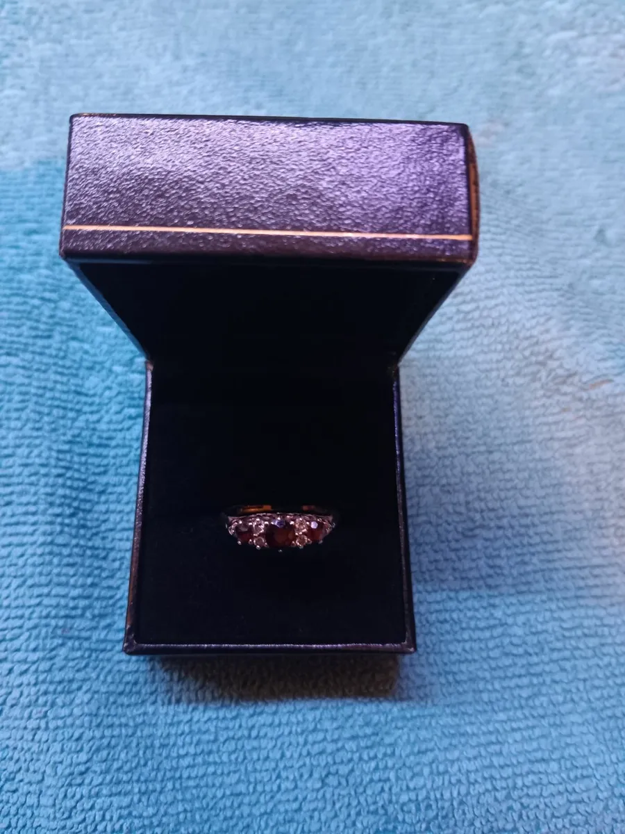 9ct gold ring - Image 2