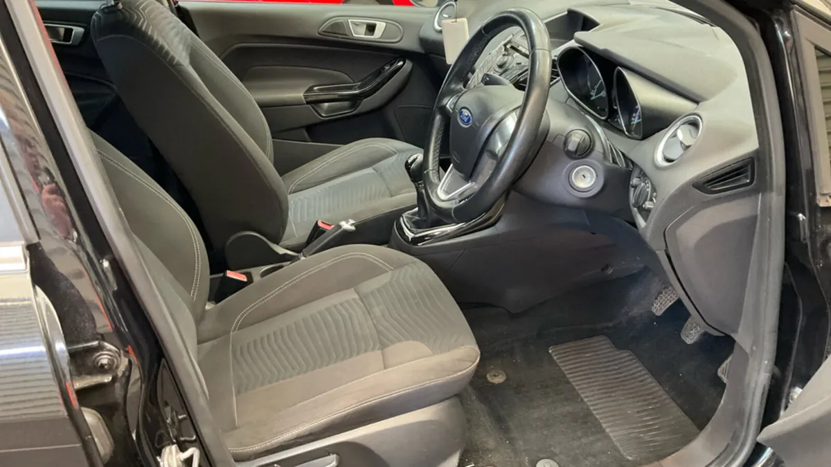 2014 Ford Fiesta 1.2 Petrol - Image 3